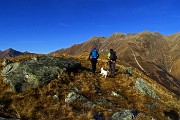 25 Salendo verso Alpe Paregna